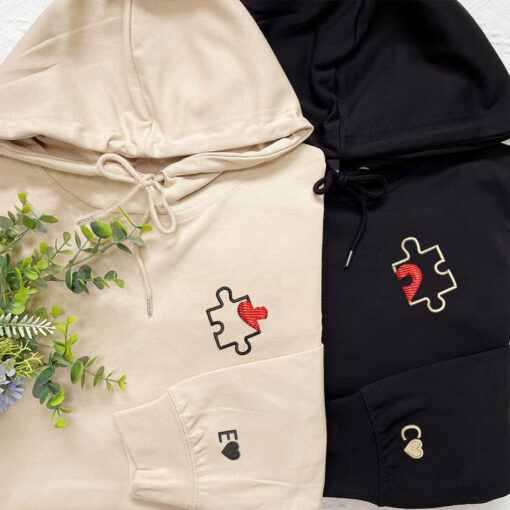 Custom Embroidered Puzzle Heart Matching Hoodies for Couples, Personalized Couple Sweatshirt, Couple Embroidered Sweatshirt, Valentine's Day Gifts Idea For Him Her - Image 2